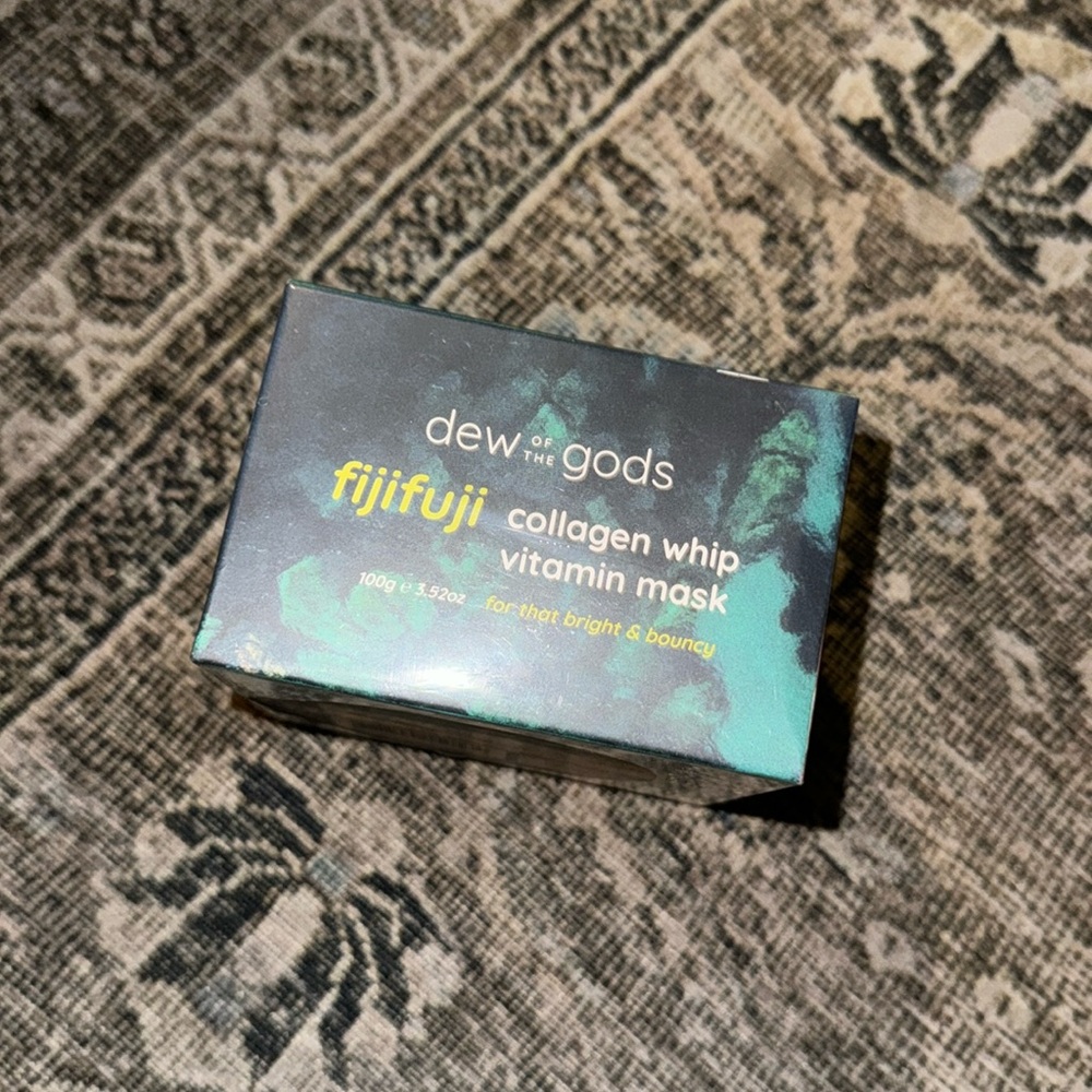 Dew of the gods: Fijifuji™ Collagen Whip Vitamin Mask